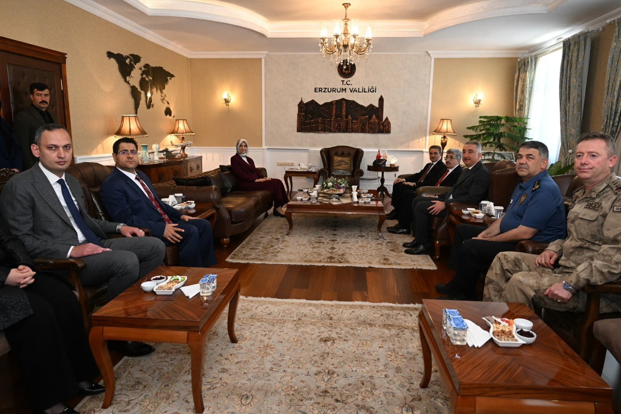 İÇİŞLERİ BAKAN YARDIMCISI DOÇ. DR. KÜBRA GÜRAN YİĞİTBAŞI, ERZURUM VALİLİĞİNİ ZİYARET...