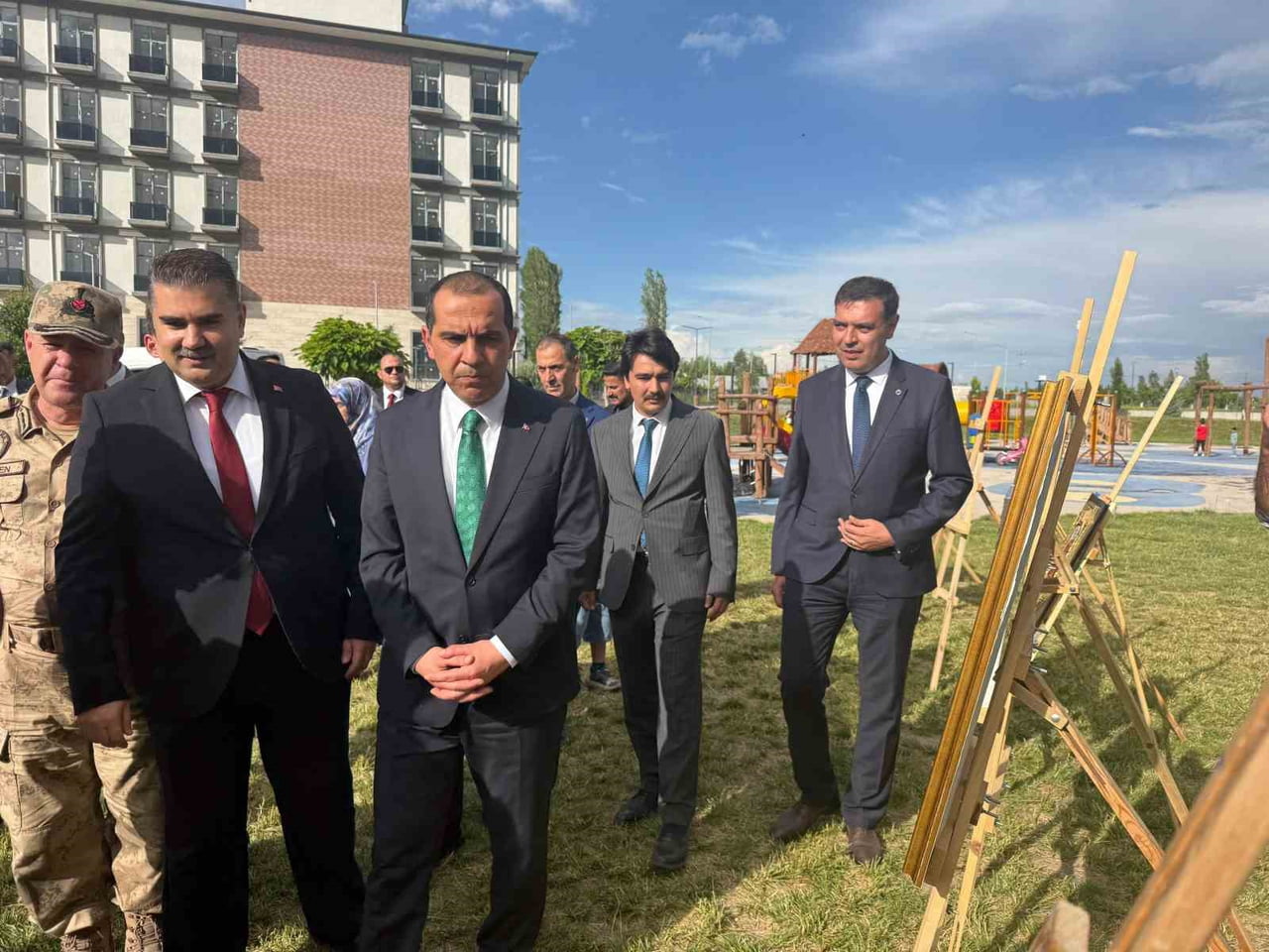 IĞDIR'DA CEZA İNFAZ PERSONELİ HAFTASI'NDA EL EMEĞİ ÜRÜNLER SERGİLENDİ