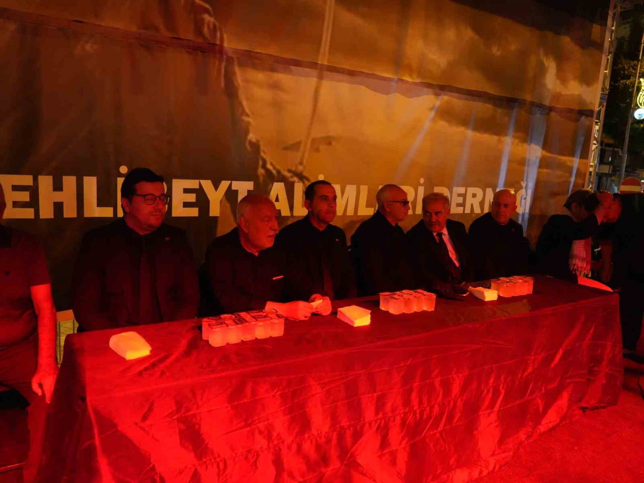 IĞDIR'DA TASUA GECESİ'NDE KERBELA ŞEHİTLERİ ANILDI