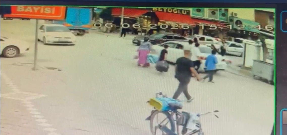 IĞDIR’DA OTOMOBİLİN ÇARPTIĞI 6 YAŞINDAKİ ÇOCUK YARALANDI: KAZA KAMERADA