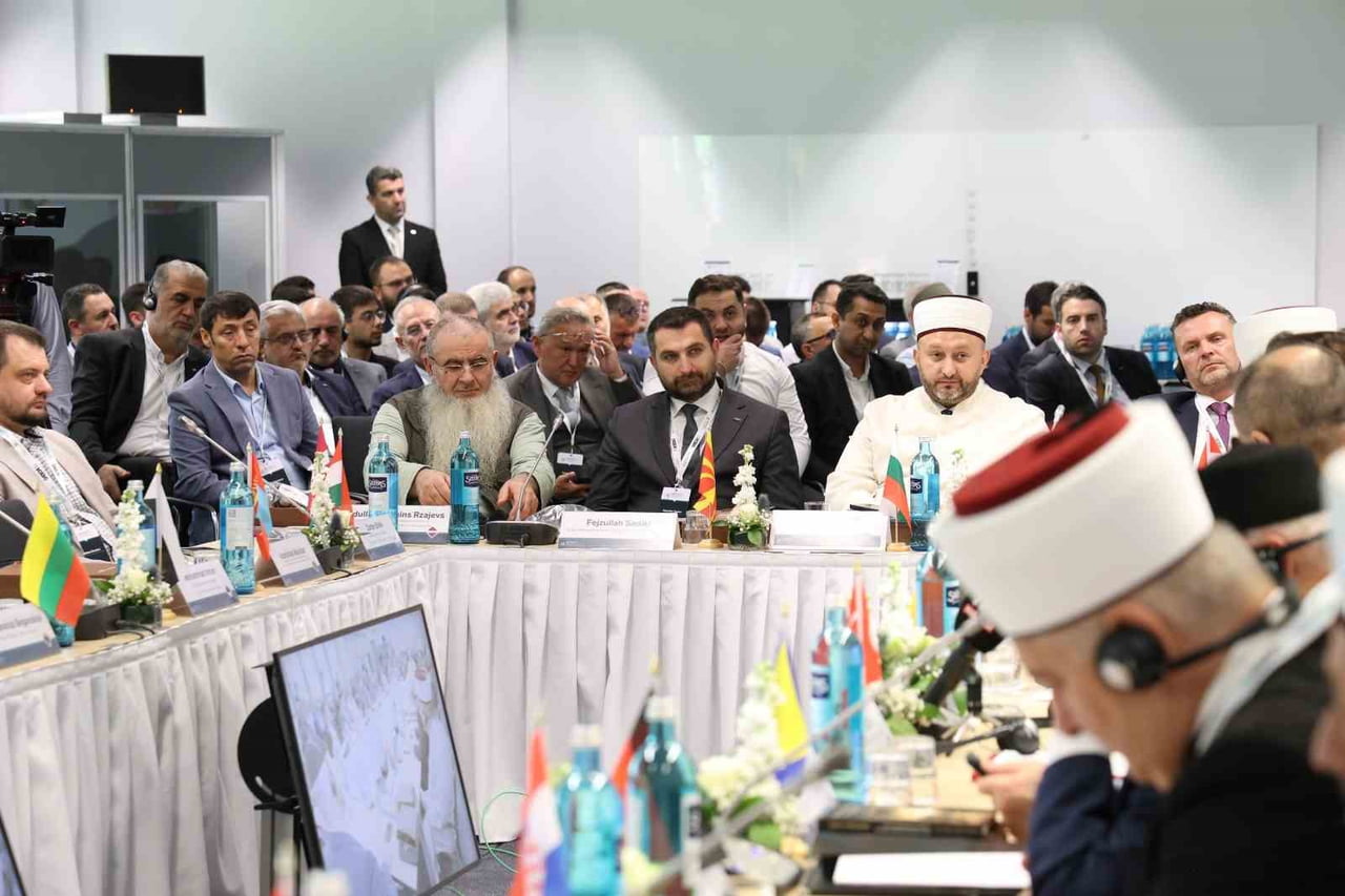 IGMG VE HASENE INTERNATİONAL TARAFINDAN DÜZENLENEN "DOĞU AVRUPA, KAFKAS VE ORTA ASYA MÜSLÜMANLARI...