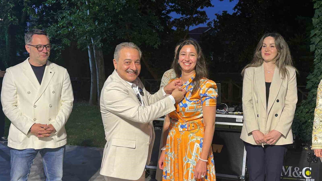 İLETİŞİM PROFESYONELLERİNİN ÇATI KURULUŞU BURSA HALKLA İLİŞKİLER DERNEĞİ (BHİD), YAZ MEVSİMİNİ...
