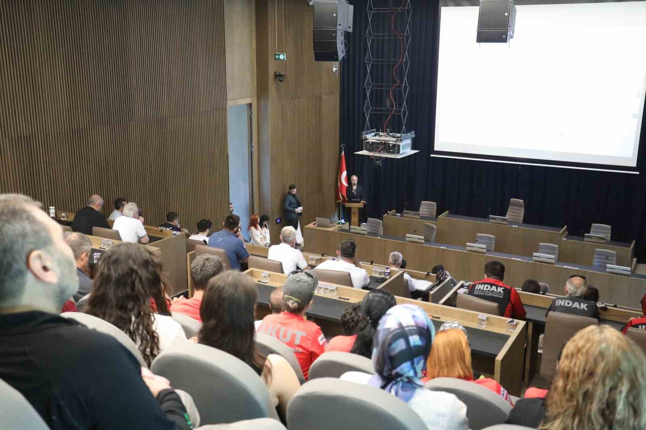İNEGÖL BELEDİYESİ ÖNCÜLÜĞÜNDE GERÇEKLEŞTİRİLEN ÇOCUK ODAKLI AFET YÖNETİMİ ÇALIŞTAYININ SONUÇLARI...