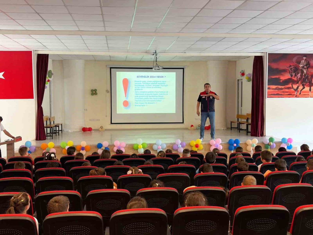 İPSALA’DA ÖĞRENCİLERE GIDA GÜVENLİĞİ EĞİTİMİ VERİLDİ