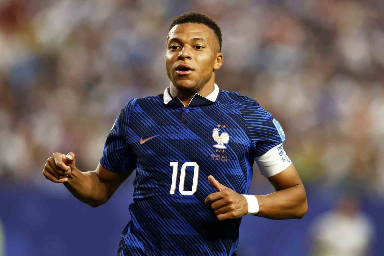 IRAK FİLELERİNİ 2 KEZ HAVALANDIRAN KYLİAN MBAPPE, DÜNYA KUPALARINDAKİ 16. GOLÜNE İMZA ATTI.