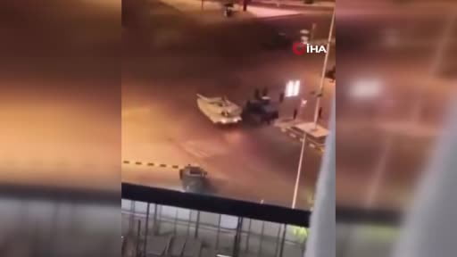 Irak güvenlik güçleri, yolsuzluk operasyonu kapsamında başkent Bağdat'ın yoğun güvenlik...