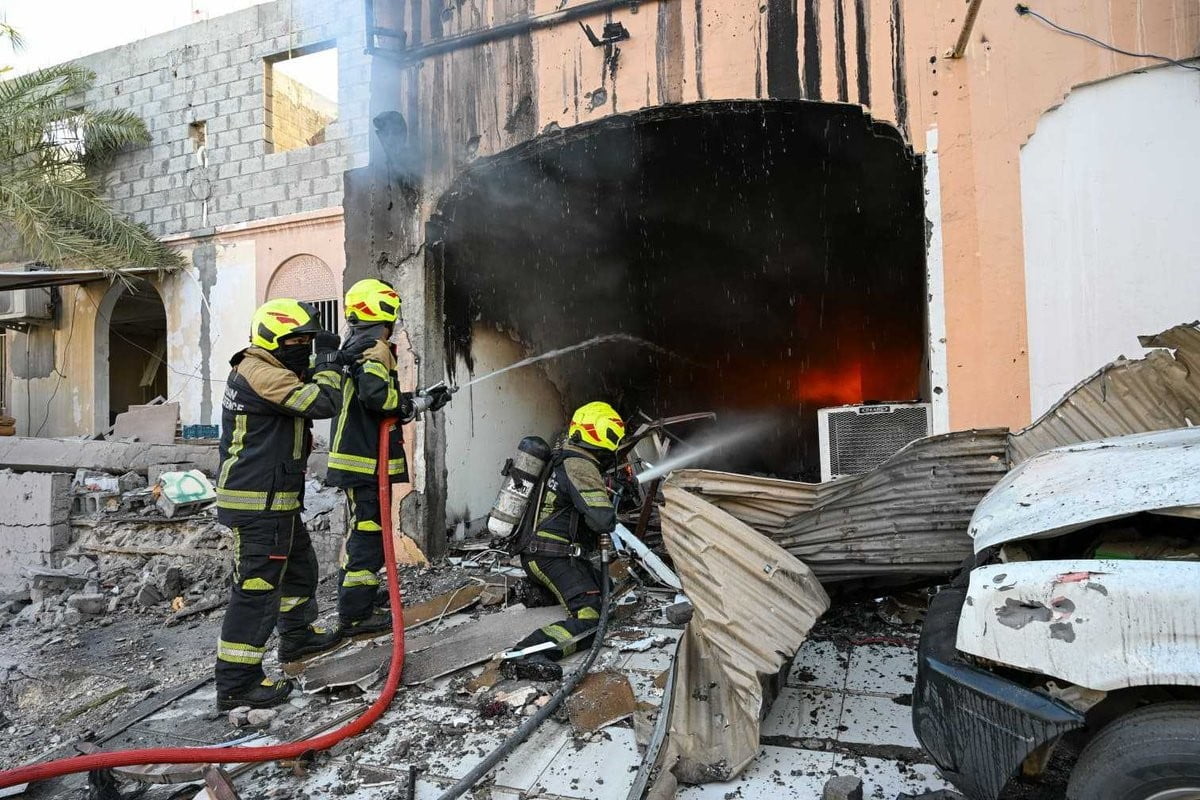 İRAN'IN BAHREYN'E YÖNELİK SALDIRISINDA 11 YAŞINDAKİ BİR KIZ ÇOCUĞU HAFİF YARALANIRKEN, EVLERDE VE...