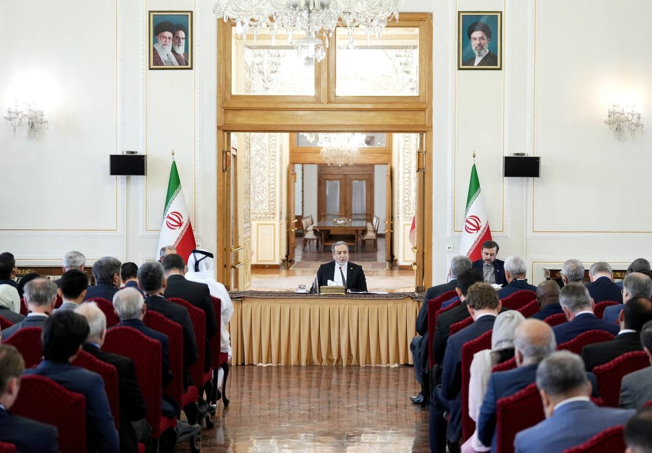 İRAN DIŞİŞLERİ BAKANI ABBAS ARAKÇİ, ABD İLE ANLAŞMAYA VARILAN MUTABAKAT ZAPTINA İLİŞKİN...