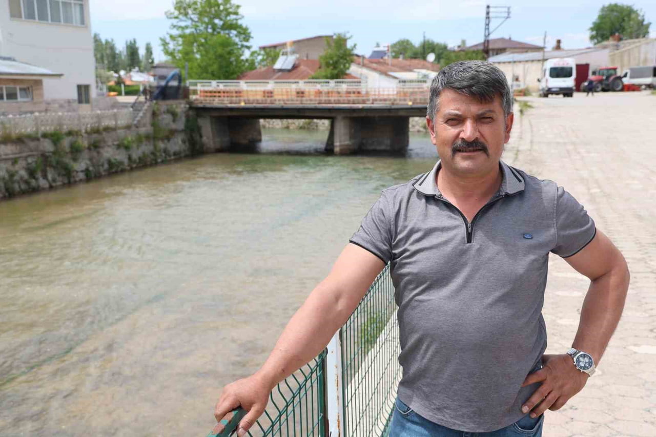 IRMAĞIN ESKİ HALİNE KAVUŞMASIYLA BİRLİKTE BÖLGE HALKININ YÜZÜ GÜLDÜ.