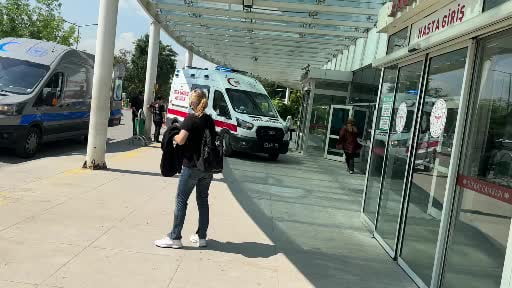 İskeleden düşen yabancı uyruklu işçi yaralandı