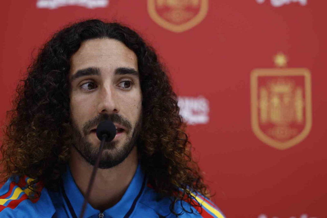 İSPANYA LA LİGA EKİPLERİNDEN REAL MADRİD, CHELSEA FORMASI GİYEN İSPANYOL SOL BEK MARC CUCURELLA’YI...
