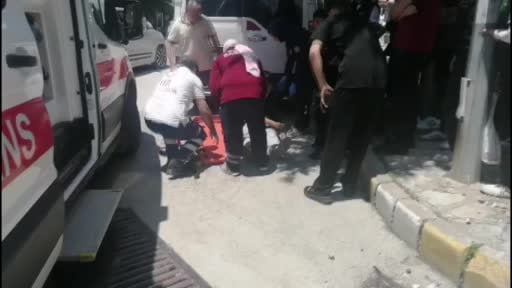 Isparta'da otomobil ile çarpışan motosikletli yaralandı