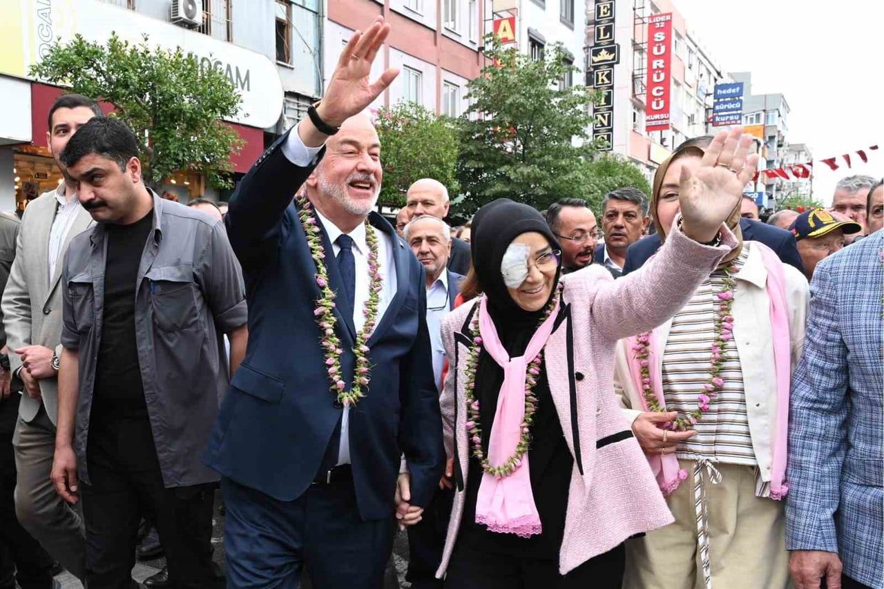 ISPARTA BELEDİYE BAŞKANI ŞÜKRÜ BAŞDEĞİRMEN, ISPARTA ULUSLARARASI GÜL FESTİVALİ’NİN ARDINDAN...