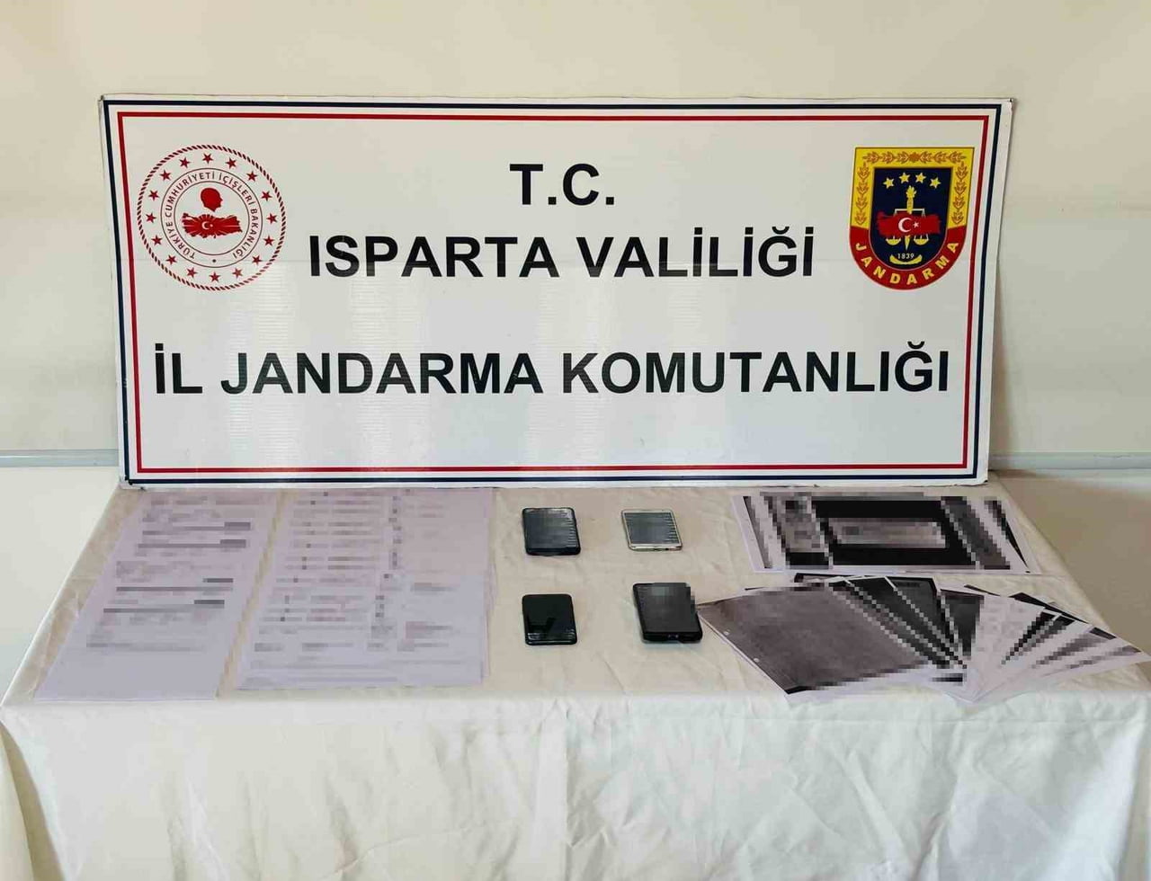 ISPARTA İL JANDARMA KOMUTANLIĞI EKİPLERİNCE DOLANDIRICILIK VE MALİ SUÇLARLA MÜCADELE KAPSAMINDA...