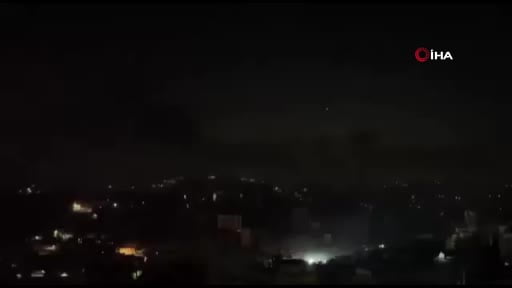 İsrail ordusunun ABD ile İran arasındaki varılan mutabakata rağmen Lübnan'ın güneyindeki Nebatiye...