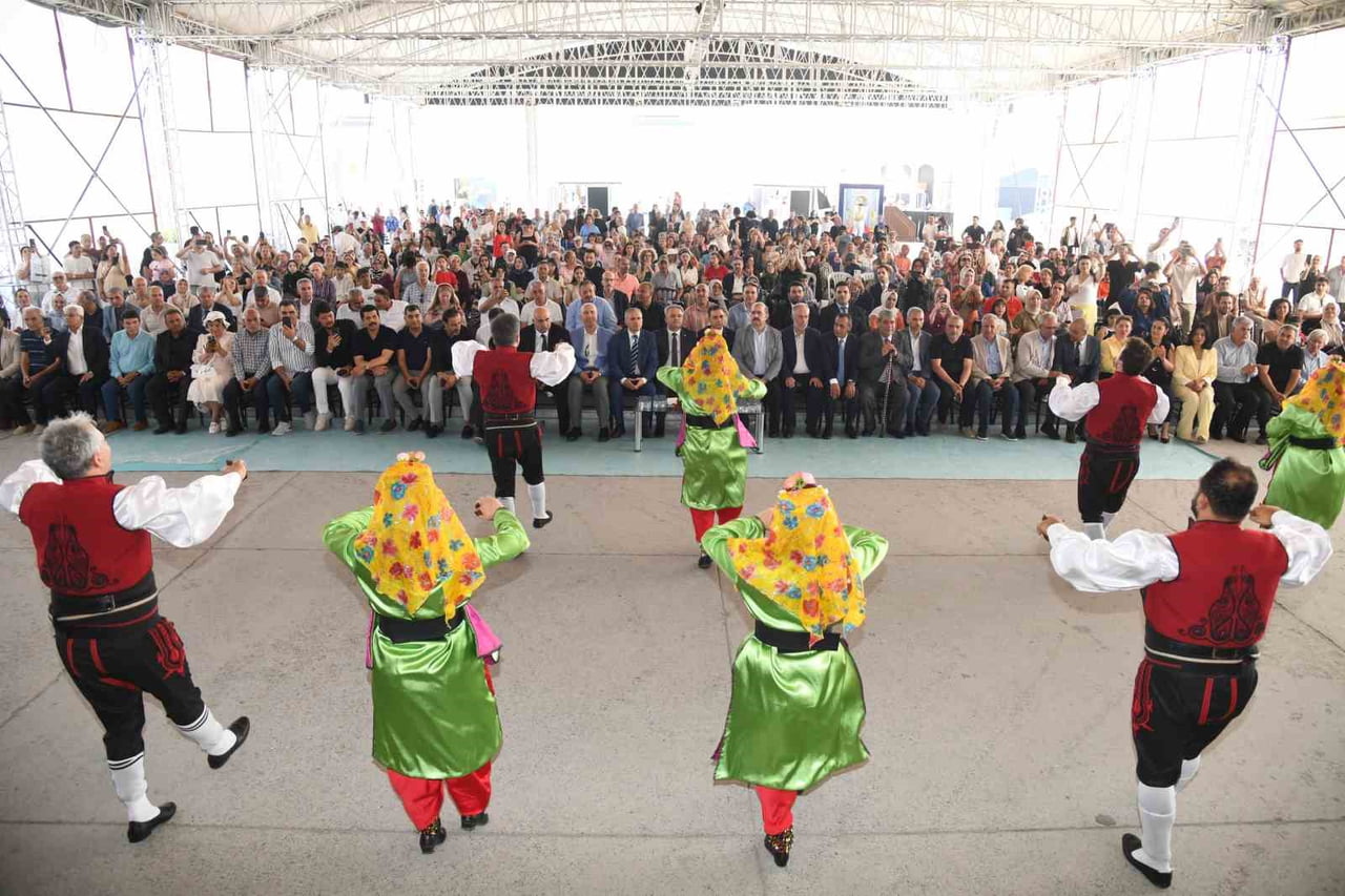 İSTANBUL’DA DÜZENLENEN AKDENİZ İLLERİ TANITIM GÜNLERİNE KATILAN OSMANİYE BELEDİYESİ BAŞKANI...