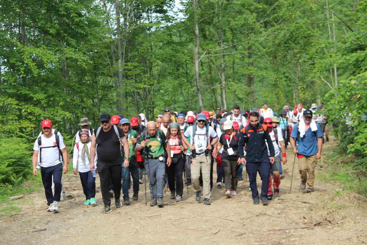 İSTİKLAL YOLU'NUN İNEBOLU-KASTAMONU GÜZERGAHINDA DÜZENLENEN "ATATÜRK VE İSTİKLAL YOLU YÜRÜYÜŞÜ"...