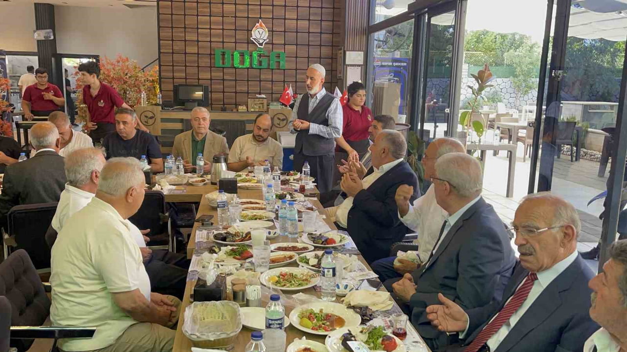 İZMİR'İN BUCA İLÇESİNDE GEÇEN YIL 20 YAŞINDAKİ EMİRHAN KAYA'NIN SİLAHLI SALDIRIDA HAYATINI...