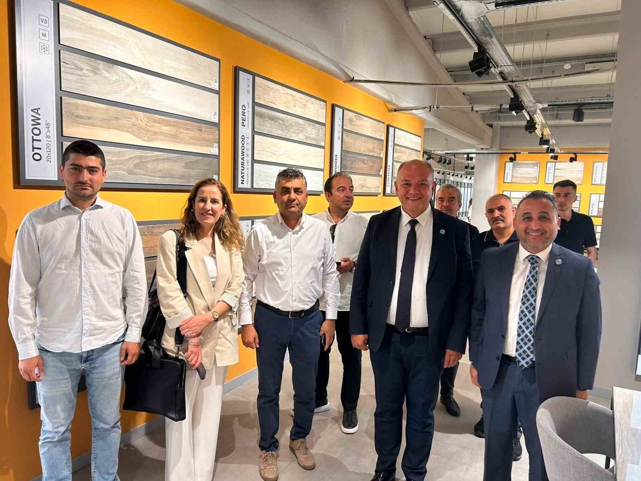 İZMİR AZERBAYCAN DERNEĞİ (İZAZDER) İŞ GELİŞTİRME KOMİTESİ, TÜRKİYE İLE AZERBAYCAN BAŞTA OLMAK...