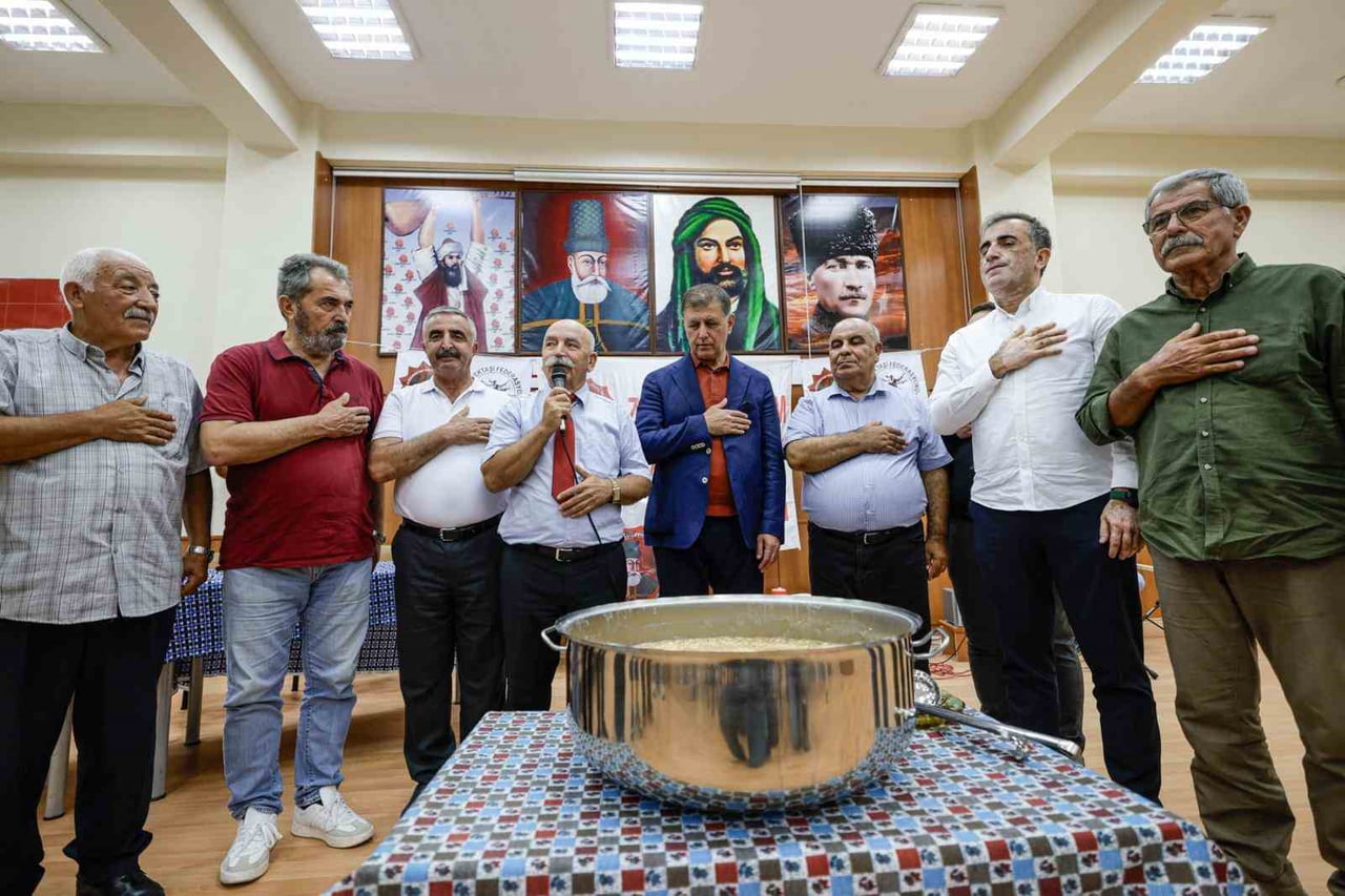 İZMİR BÜYÜKŞEHİR BELEDİYE BAŞKANI DR. CEMİL TUGAY, KARŞIYAKA’DA ZÜBEYDE HANIM ALEVİ BEKTAŞİ...