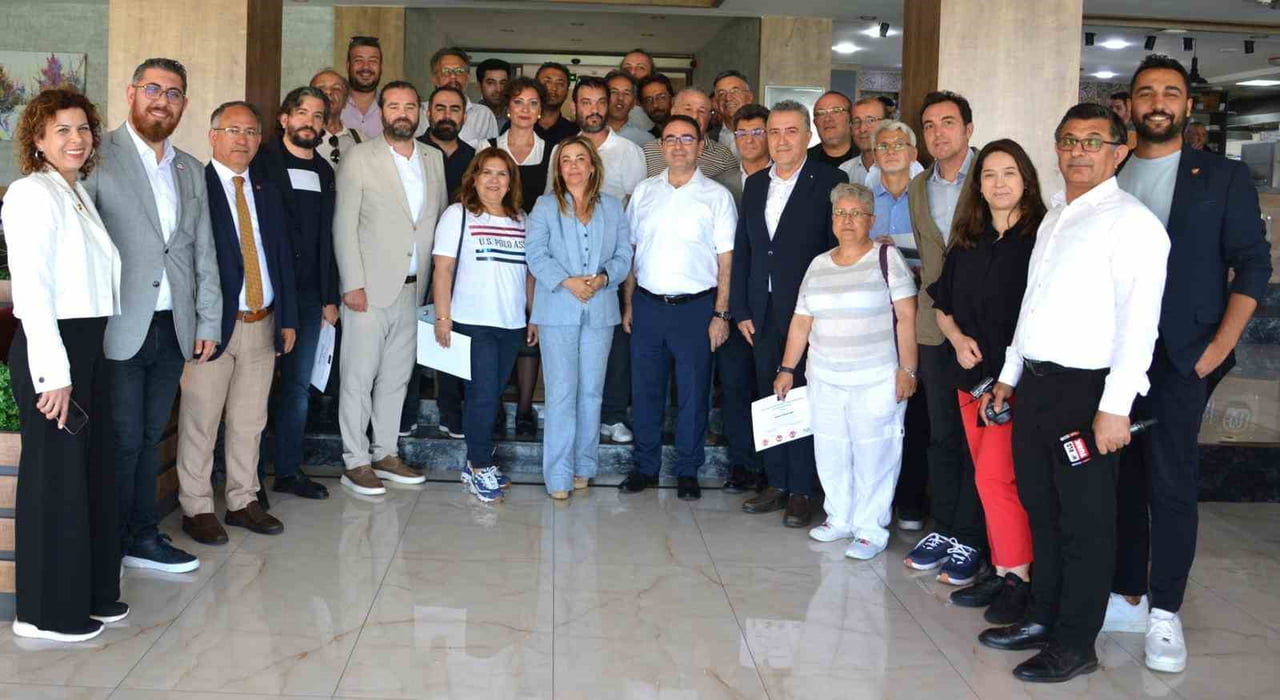 İZMİR GAZETECİLER CEMİYETİ’NİN AVRUPA BİRLİĞİ DESTEKLİ "MEDYA ÖZGÜRLÜĞÜNE DESTEK – GÜÇLÜ...