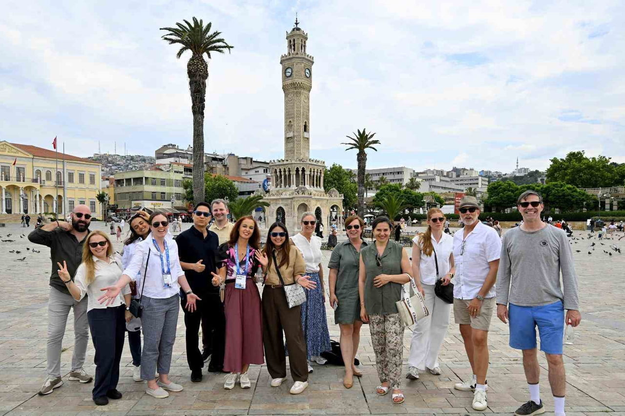 İZMİR, KÜRESEL FUARCILIK ENDÜSTRİSİ BİRLİĞİ’NİN (UFI) 101 YILLIK TARİHİNDEKİ EN GENİŞ KATILIMLI...