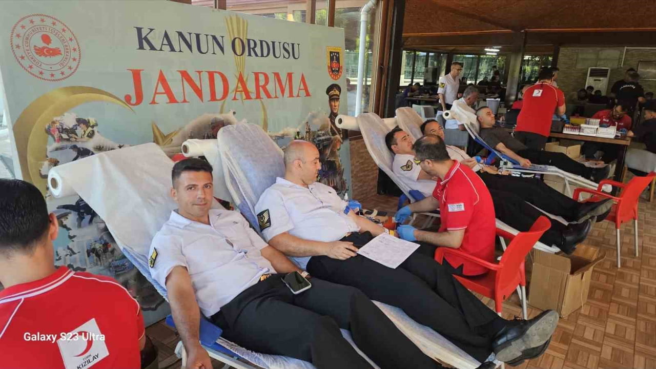 JANDARMA GENEL KOMUTANLIĞININ 187’NCİ KURULUŞ YIL DÖNÜMÜ NEDENİYLE ANTALYA İL JANDARMA KOMUTANLIĞI...