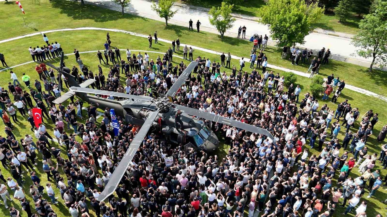 JANDARMA HAVACILIK KOMUTANLIĞI ENVANTERİNDE GÖREV YAPAN T70 GENEL MAKSAT HELİKOPTERİ, KENDİSİNE...
