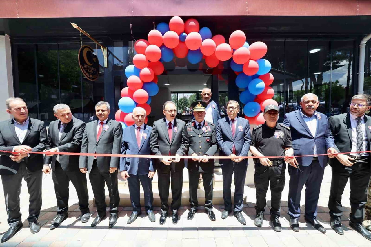 JANDARMA TEŞKİLATININ 187'NCİ KURULUŞ YIL DÖNÜMÜ DOLAYISIYLA SİİRT İL JANDARMA KOMUTANLIĞINDA...