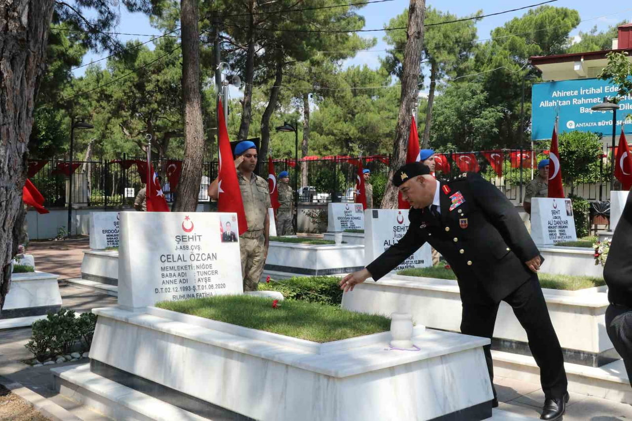 JANDARMA TEŞKİLATININ KURULUŞUNUN 187. YIL DÖNÜMÜ DOLAYISIYLA ANTALYA’DA DÜZENLENEN PROGRAMDA...