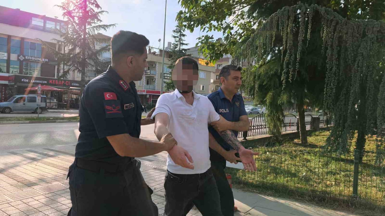 KAÇARKEN YAKALANAN ŞÜPHELİDEN İLGİNÇ SAVUNMA: "ŞANSIMI DENEDİM"