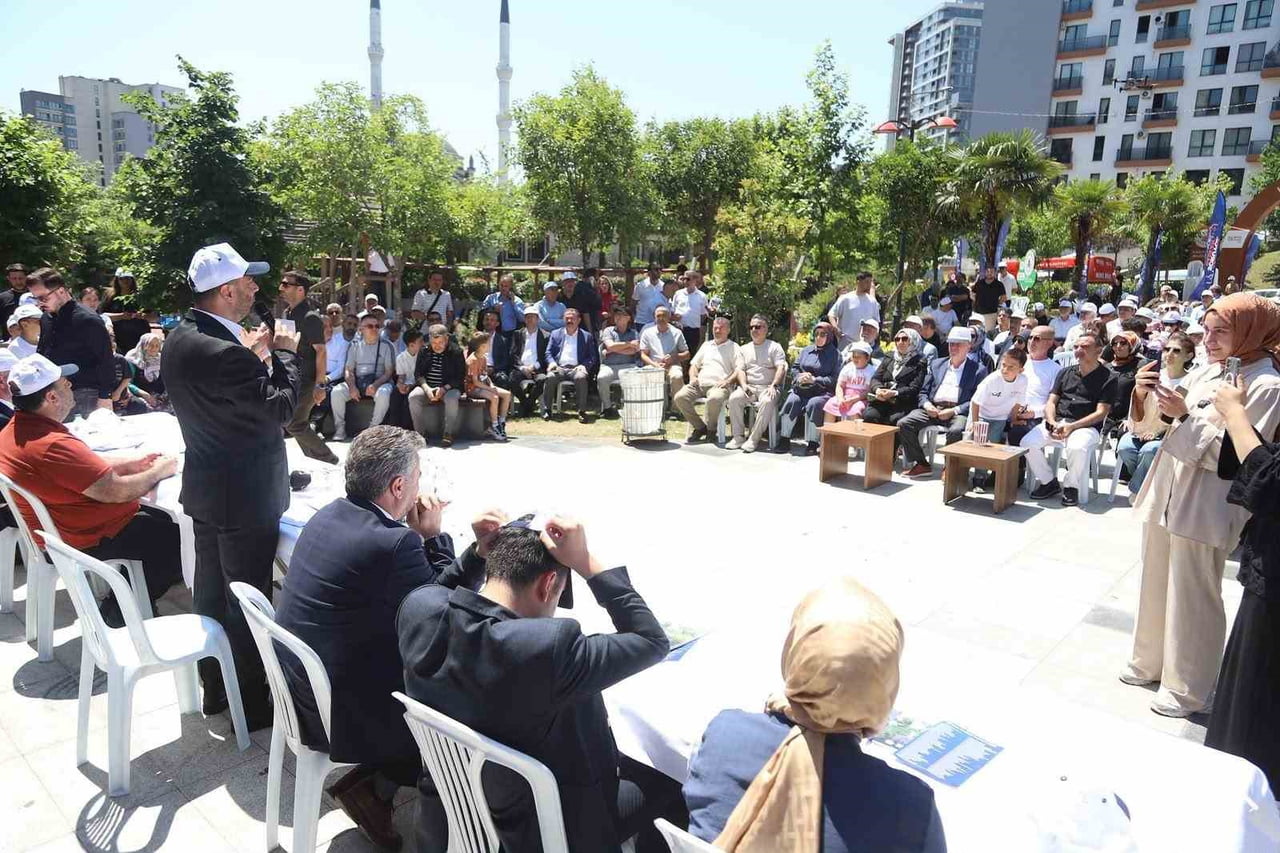 KAĞITHANE BELEDİYESİ VE AK PARTİ YEREL YÖNETİMLER BAŞKANLIĞI TARAFINDAN ‘VATANDAŞ SORUYOR BAŞKAN...