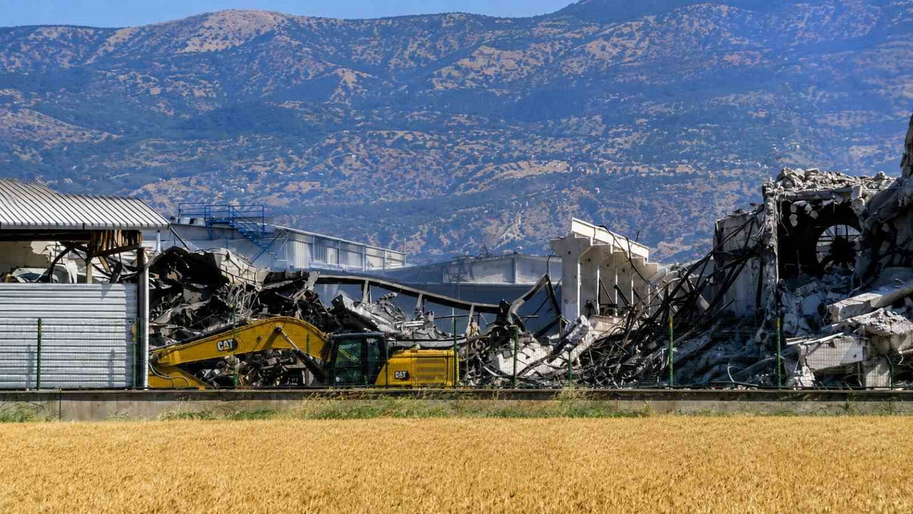 KAHRAMANMARAŞ'TA DÜN AKŞAM SAATLERİNDE BİR TEKSTİL FABRİKASINDA ÇIKAN VE UZUN SÜREN MÜDAHALENİN...