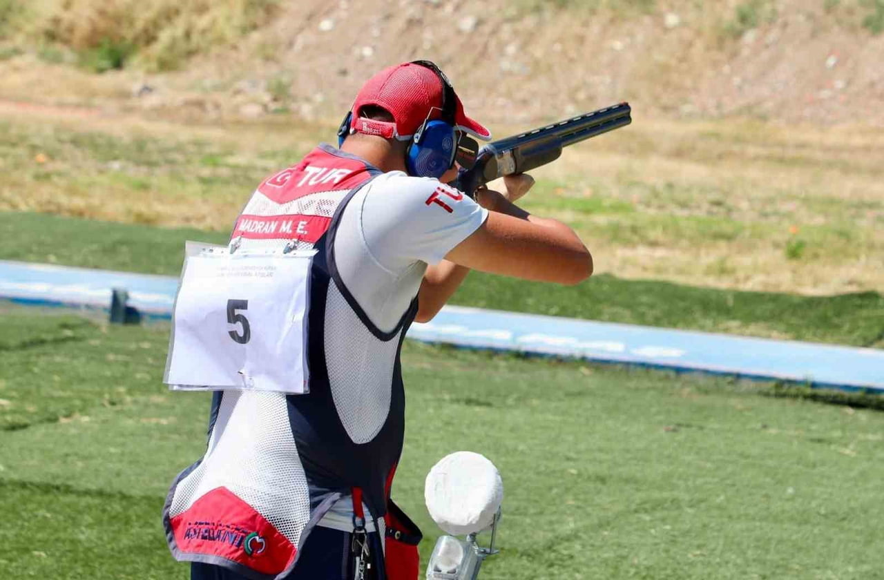 KAHRAMANMARAŞ'TA DÜZENLENEN TRAP ULUSAL FEDERASYON KUPASI'NDA İLİMİZİ TEMSİL EDEN AYDINLI...