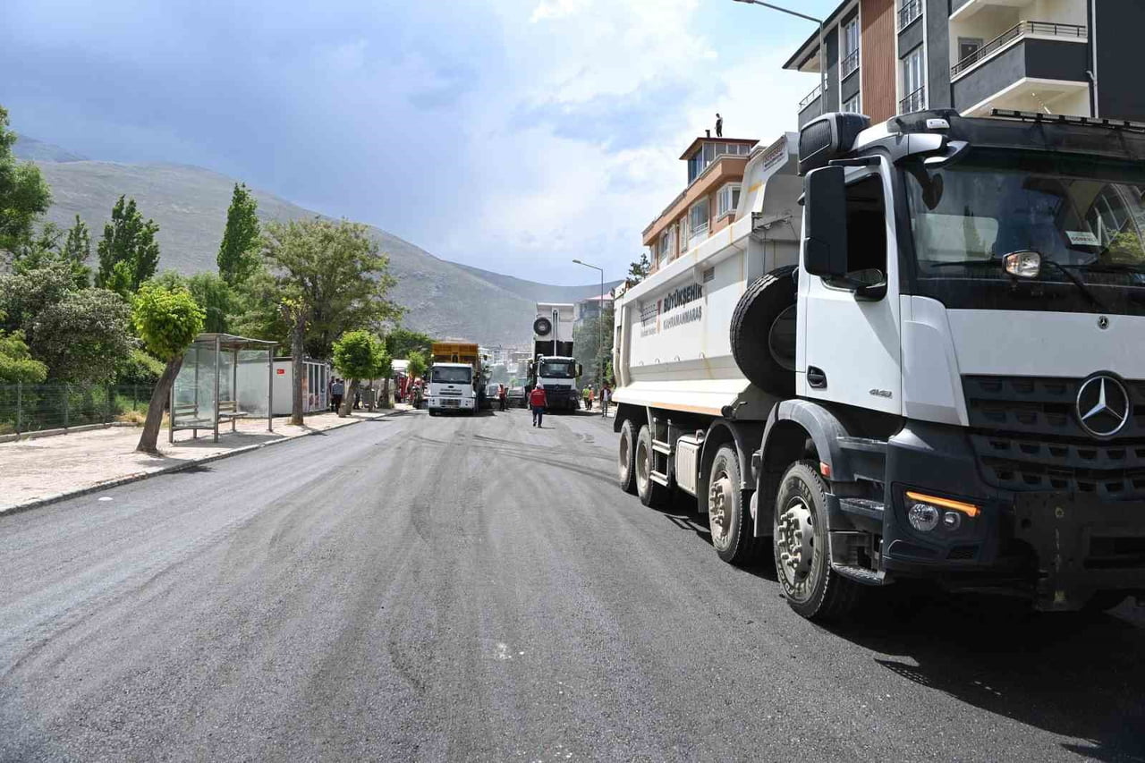 KAHRAMANMARAŞ BÜYÜKŞEHİR BELEDİYE BAŞKANI FIRAT GÖRGEL, "ELBİSTAN’DA 500 MİLYON TL’LİK YOL...