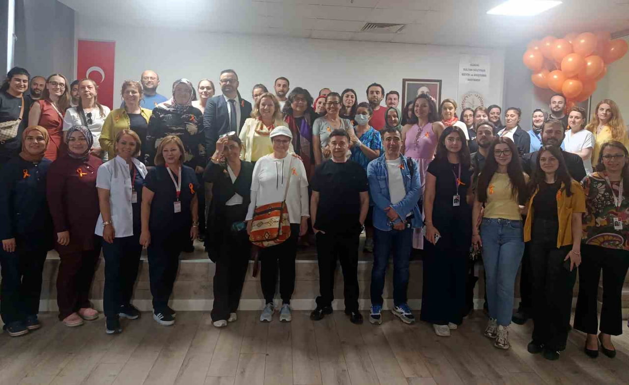 KANUNİ SULTAN SÜLEYMAN EĞİTİM VE ARAŞTIRMA HASTANESİ'NDE DÜNYA MULTİPL SKLEROZ (MS) GÜNÜ...