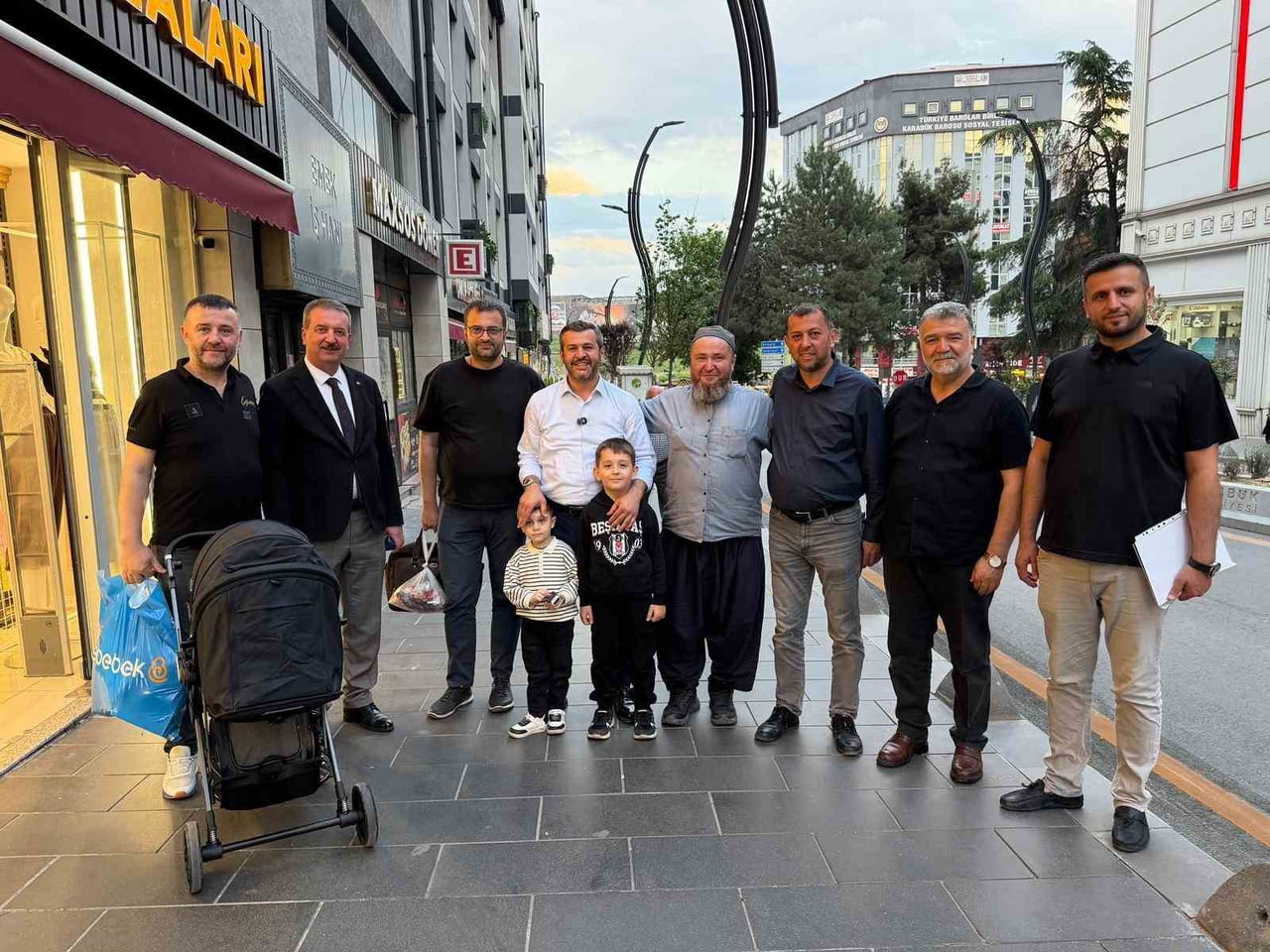 KARABÜK BELEDİYE BAŞKANI ÖZKAN ÇETİNKAYA, ALTYAPI, KALDIRIM, YOL VE DIŞ CEPHE YENİLEME ÇALIŞMALARI...