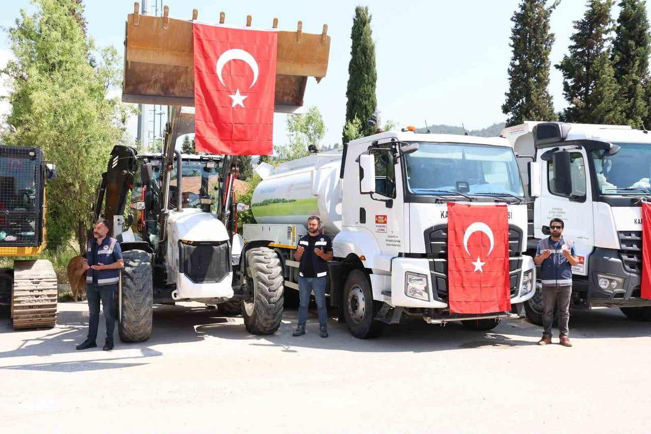 KARABÜK İL ÖZEL İDARESİNİN HİZMET KAPASİTESİNİ ARTIRMAK AMACIYLA TEMİN EDİLEN 13 ARAÇ VE İŞ...
