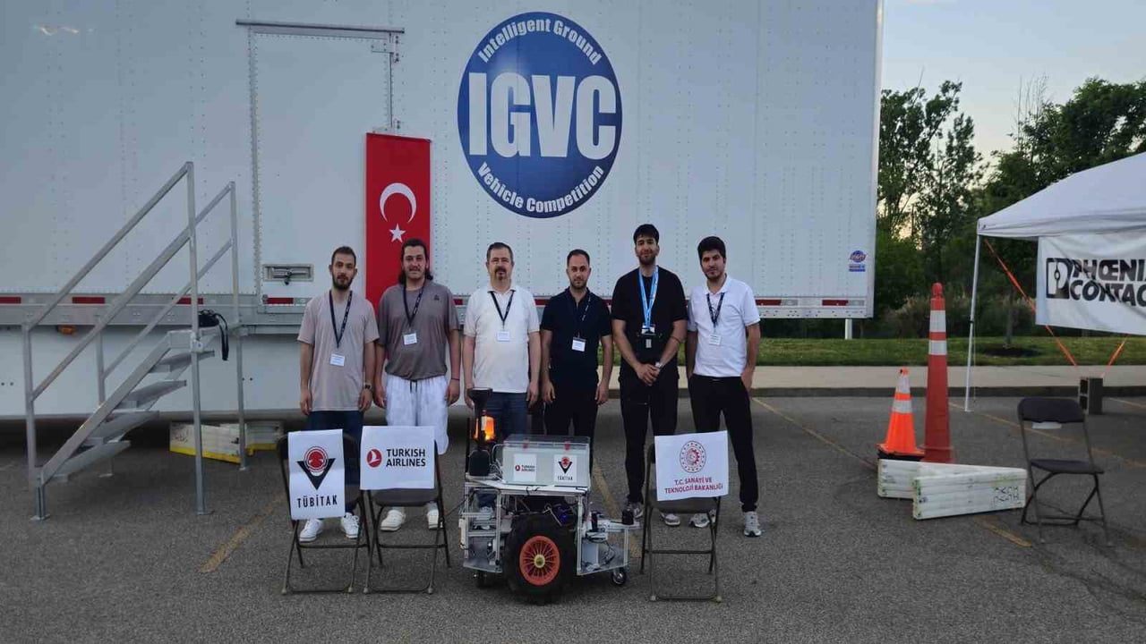 KARABÜK ÜNİVERSİTESİ (KBÜ) ÖĞRENCİLERİNİN GELİŞTİRDİĞİ YAPAY ZEKÂ TABANLI İNSANSIZ KARA ARACI...