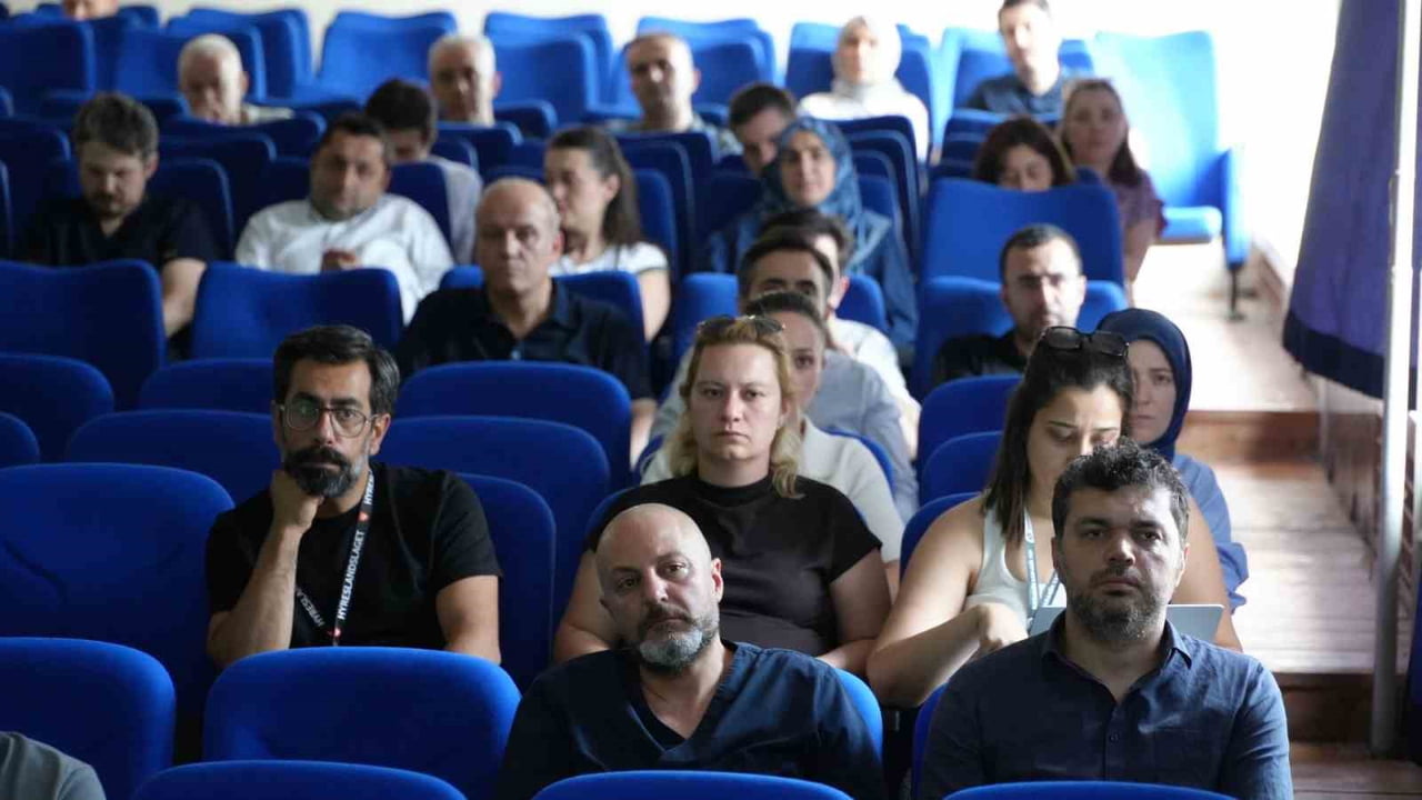 KARABÜK ÜNİVERSİTESİ TIP FAKÜLTESİ AKADEMİK KURULU TOPLANTISINDA, ARAŞTIRMA ÜNİVERSİTESİ HEDEFİ...