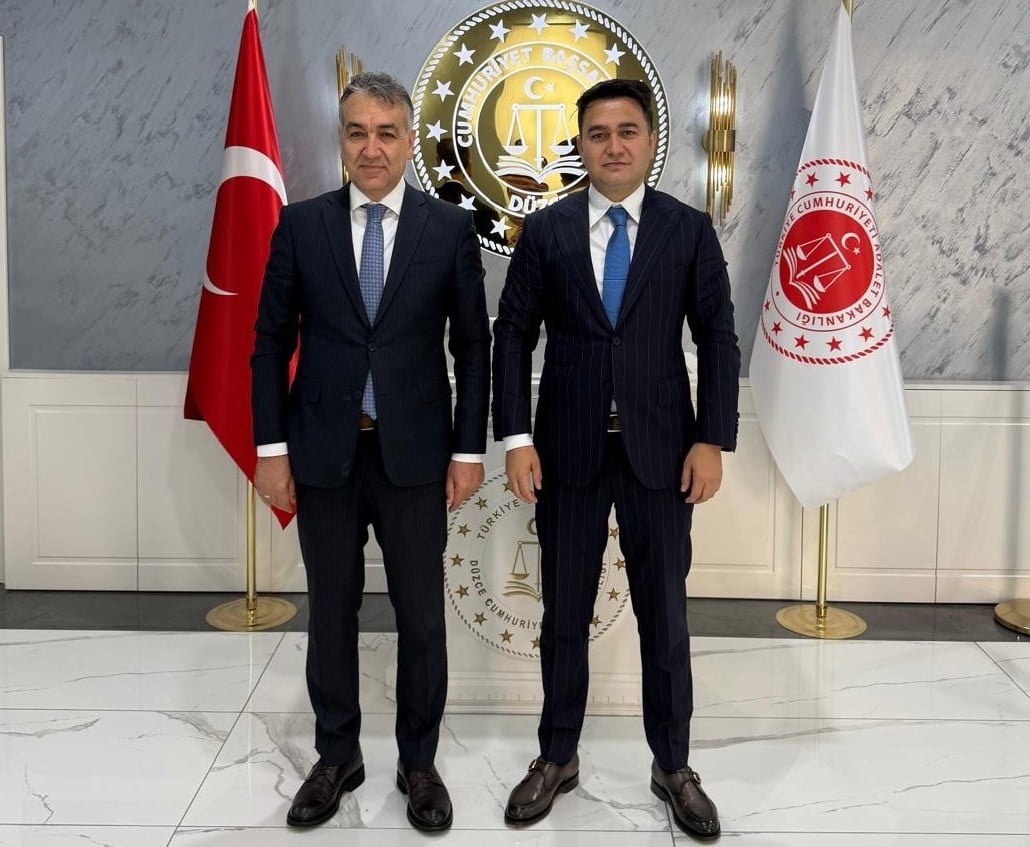 KARABÜK VALİSİ OKTAY ÇAĞATAY, MERSİN CUMHURİYET BAŞSAVCILIĞI GÖREVİNE ATANAN BAŞSAVCI YASİN...