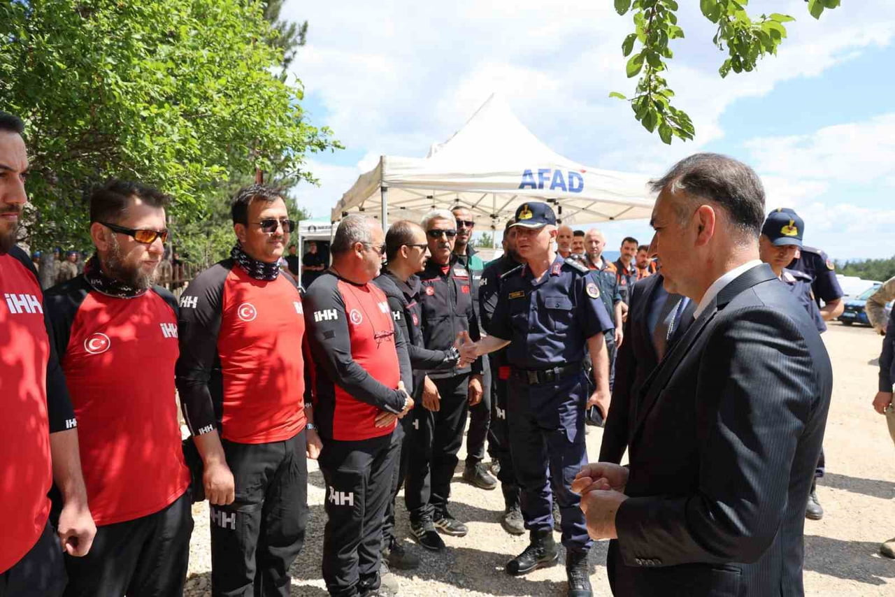 KARABÜK VALİSİ OKTAY ÇAĞATAY, YAKLAŞIK 21 GÜNDÜR HABER ALINAMAYAN ÜNİVERSİTE ÖĞRENCİSİ HAMZA DURAS...