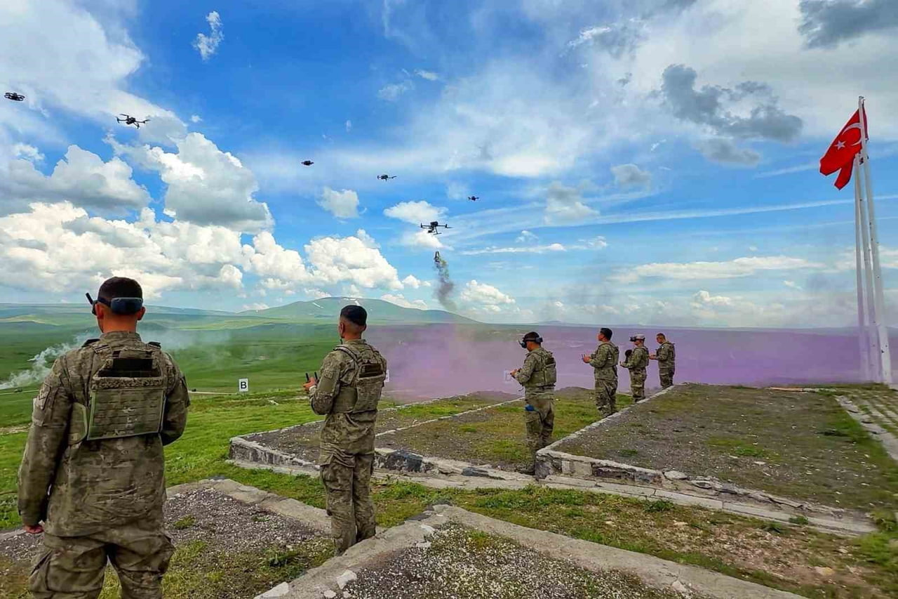 KARS'TA “ÇELİK-2026” VE KBRN TATBİKATI GERÇEKLEŞTİRİLDİ(KARS-İHA)