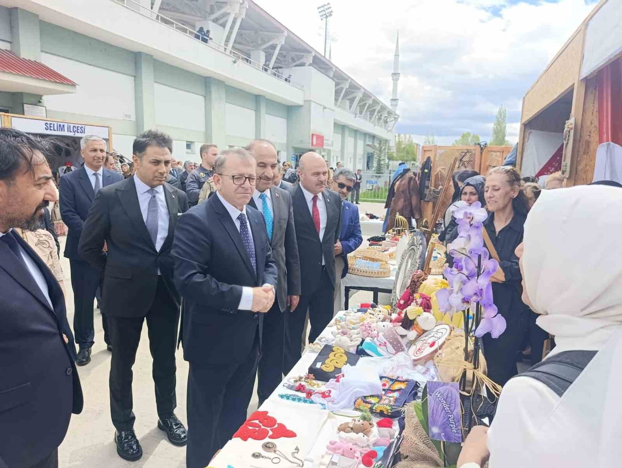 KARS’TA “HER ZAMAN, HER YERE, HERKES İÇİN EĞİTİM” SERGİSİNİN AÇILIŞI...