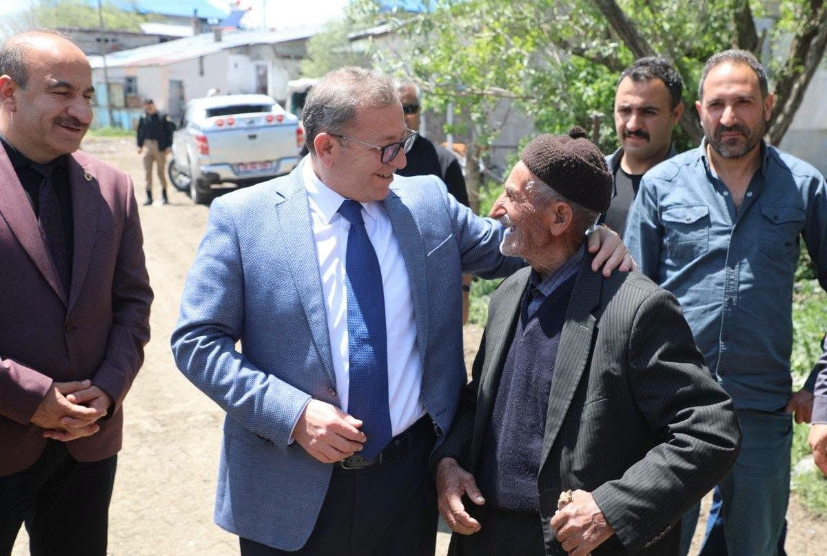 KARS VALİSİ ZİYA POLAT, VATANDAŞLARIN TALEP VE SORUNLARINI DİNLEDİ(KARS-İHA