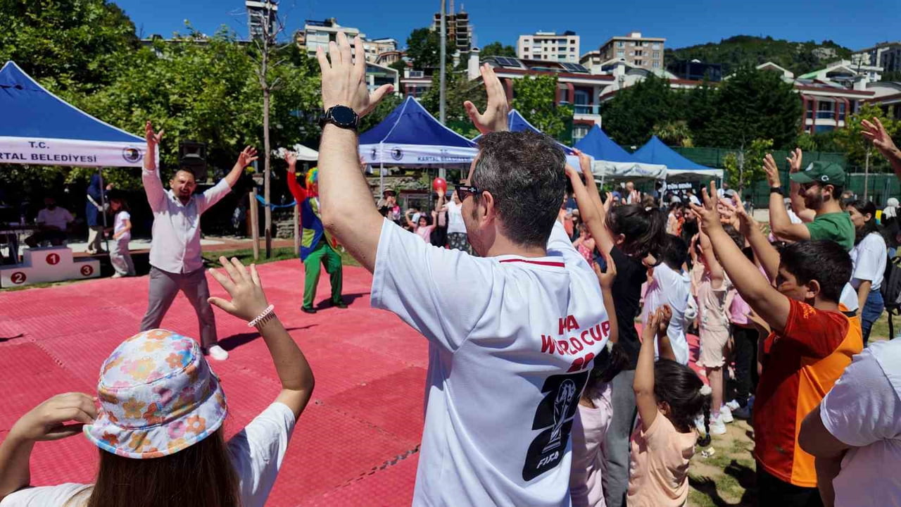 KARTAL BELEDİYESİ TARAFINDAN BABALAR GÜNÜ KAPSAMINDA BABALAR VE ÇOCUKLARI BİR ARAYA GETİREN...