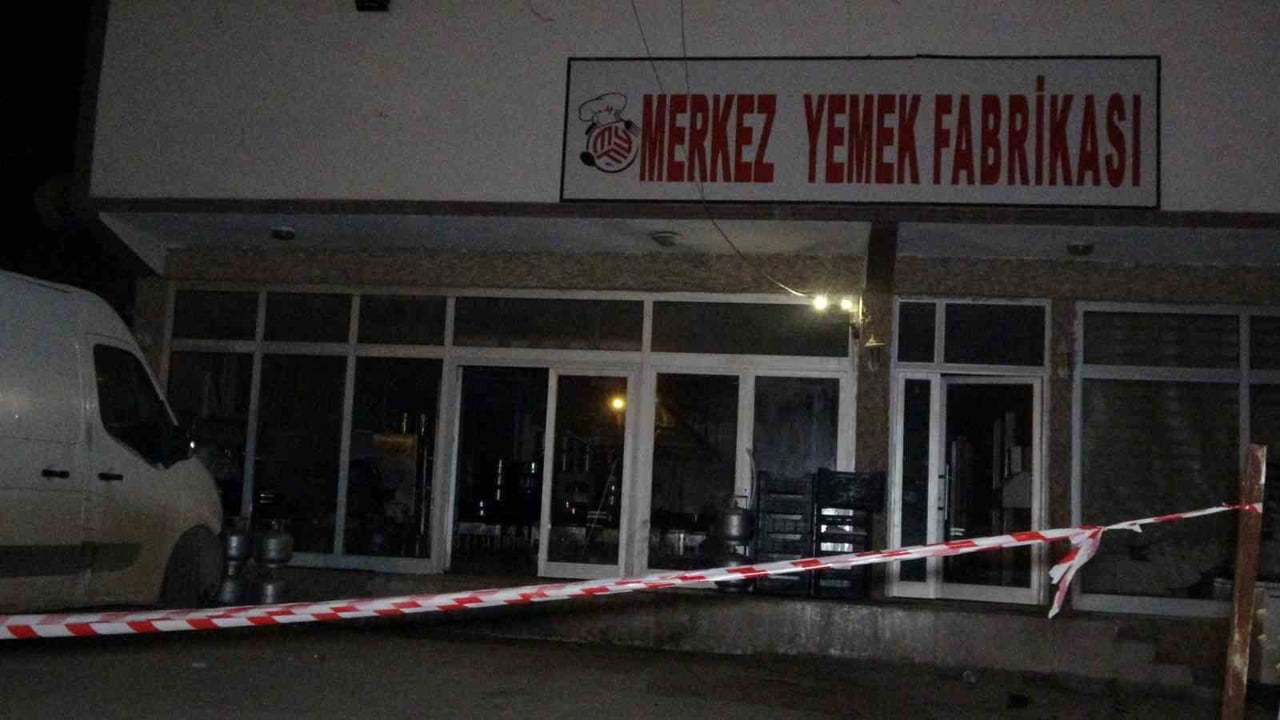 KASTAMONU’NUN TAŞKÖPRÜ İLÇESİNDE DAHA ÖNCESİNDE TARTIŞTIĞI KİŞİNİN İŞYERİNİ BASAN ŞAHIS, KURŞUN...