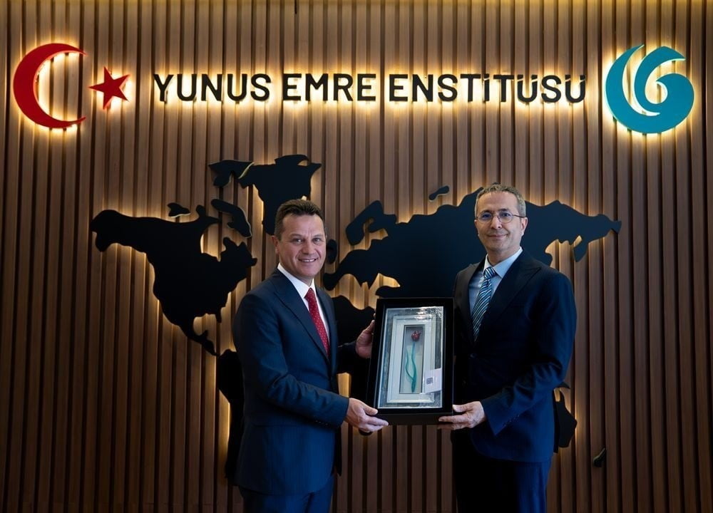 KASTAMONU ÜNİVERSİTESİ REKTÖRÜ PROF. DR. AHMET HAMDİ TOPAL İLE YUNUS EMRE ENSTİTÜSÜ BAŞKANI PROF....