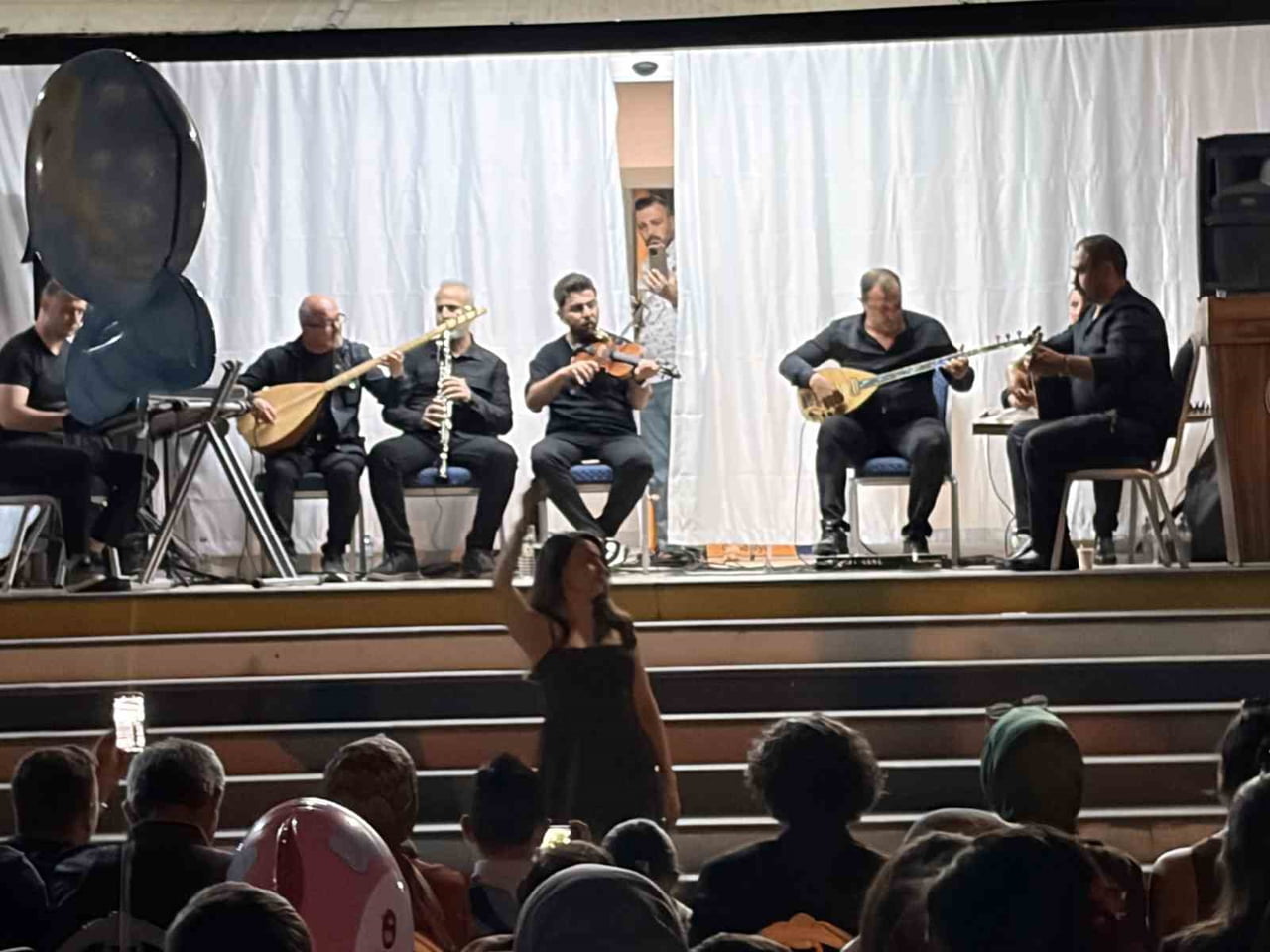 KAYSERİ'DE BİR İLKOKULDA ÖĞRENCİLERE KİTAP OKUMA ALIŞKANLIĞI KAZANDIRMAK AMACIYLA YIL İÇİNDE...
