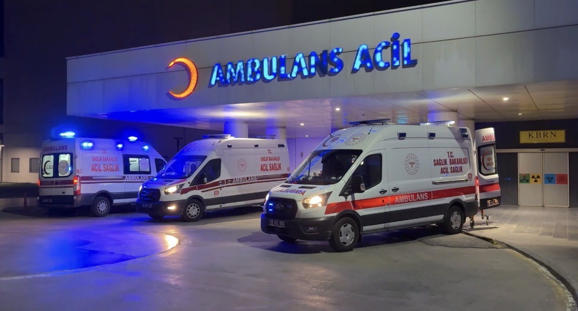 KAYSERİ'NİN MELİKGAZİ İLÇESİNDE OTOMOBİL SÜRÜCÜSÜNÜN ÇARPIP KAÇMASI SONUCU AĞIR YARALANAN YAYA...
